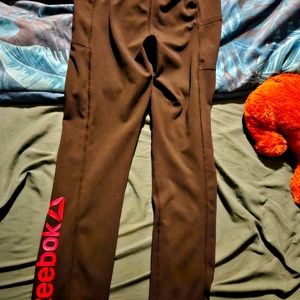 Womens Large 10/12 Reebok Athletic Leggings